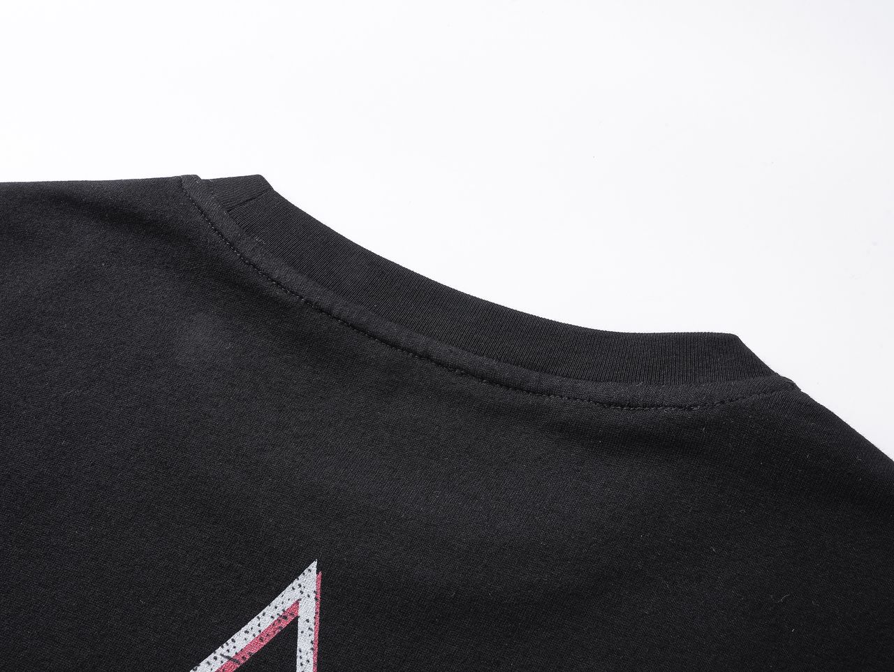 TRAP STUDIOS-Can’t Feel What I See T-Shirt